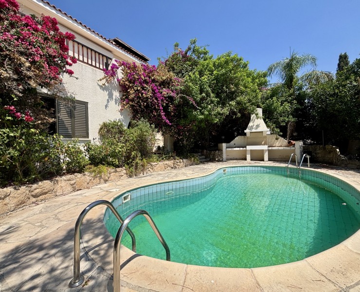 Tala, Paphos Detached Villa For Sale | C12411