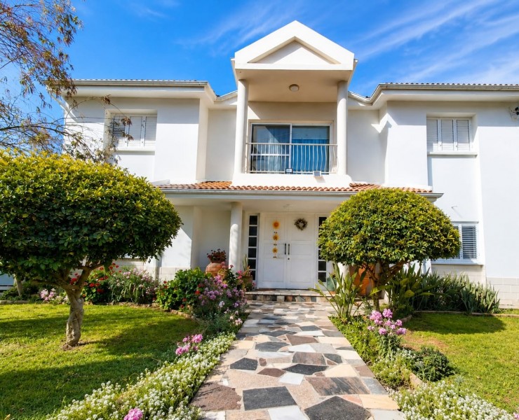 Strovolos - Agios Vasileios Detached Villa | C12577