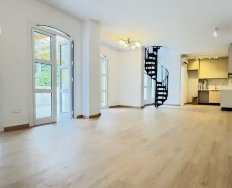 Agioi Omologites, Nicosia Townhouse For Sale | C12795