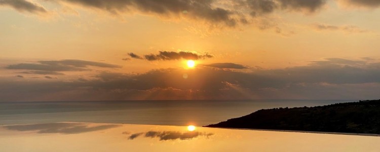 Luxury Living in Cyprus: Discover Exclusive Properties for the Pinnacle of Elegance