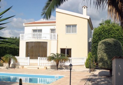 Mesa Chorio, Paphos Detached Villa For Sale | C1216