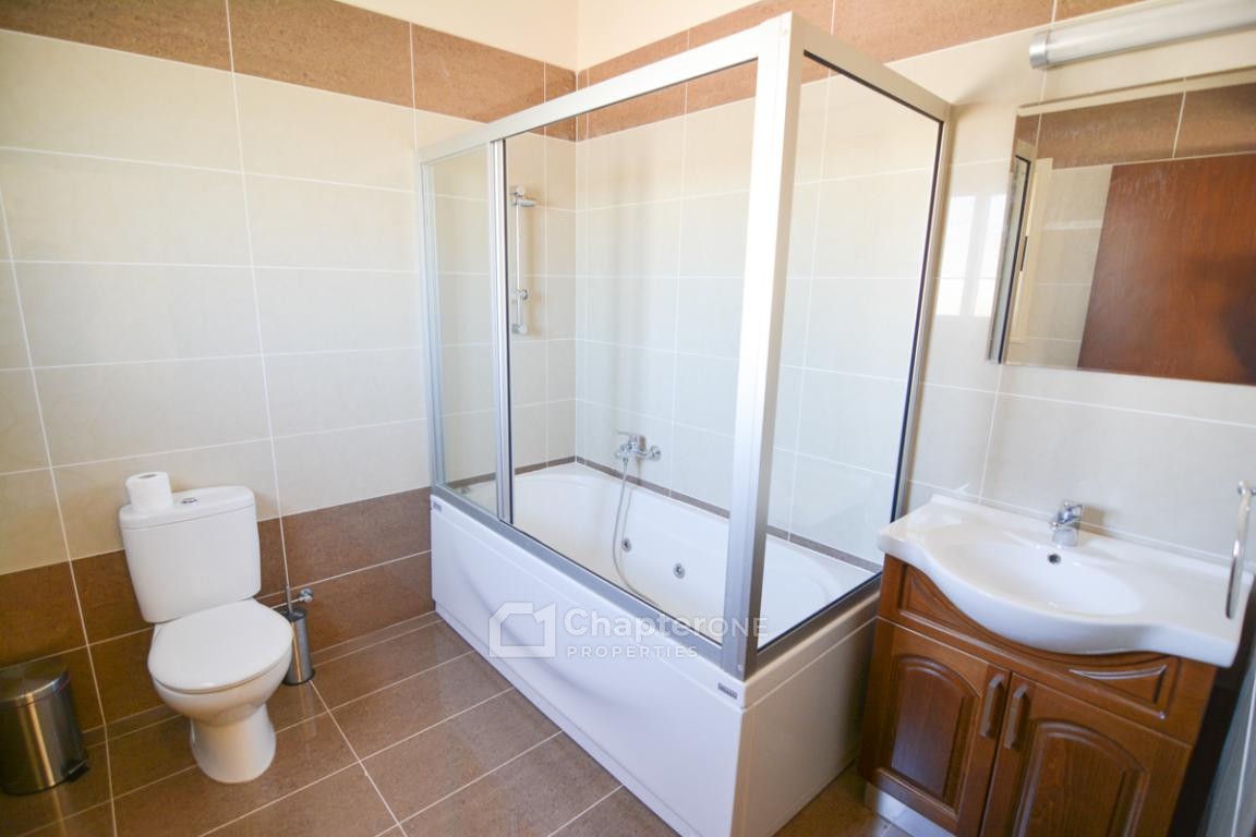 Detached Villa For Sale  in  Mesa Chorio