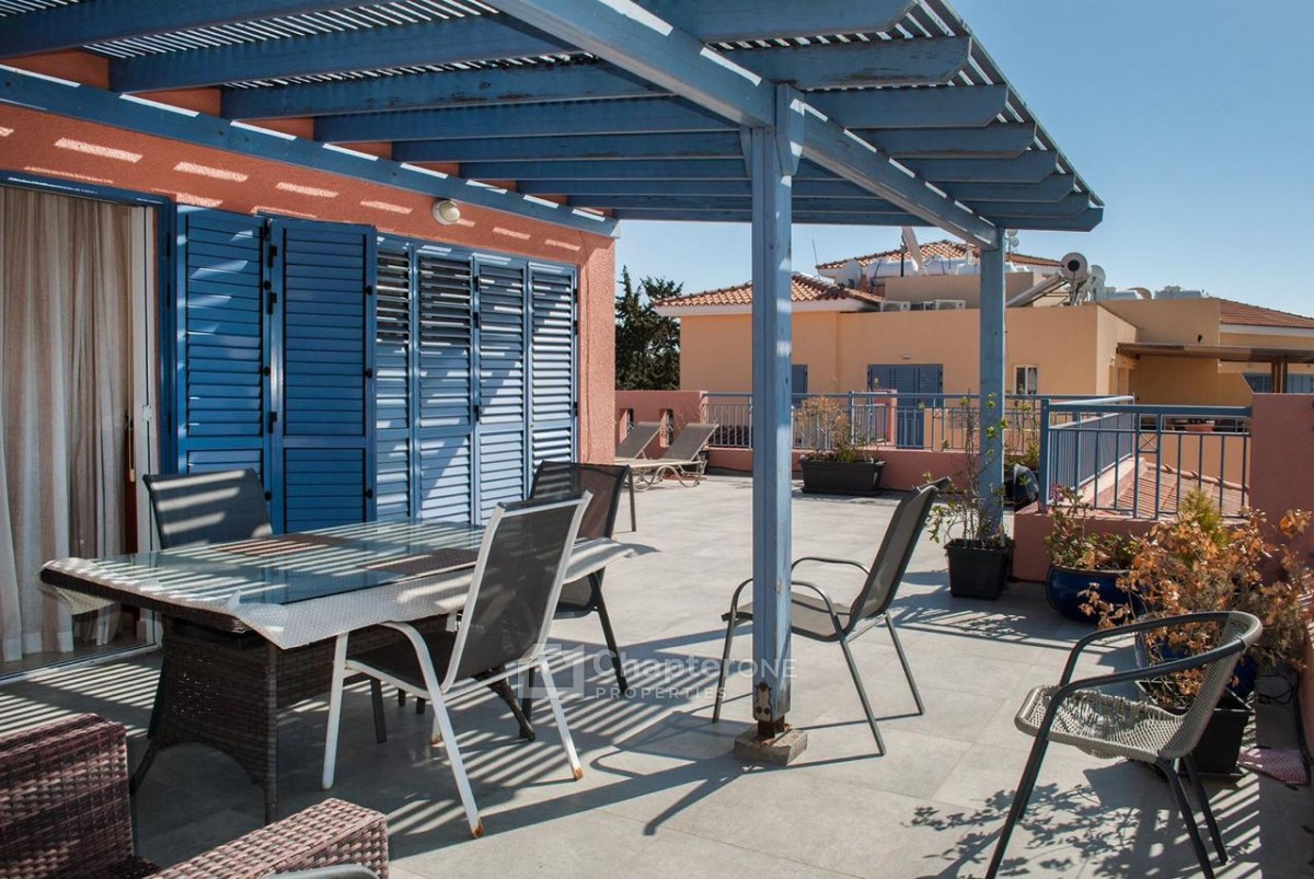 Penthouse For Sale  in  Kato Paphos