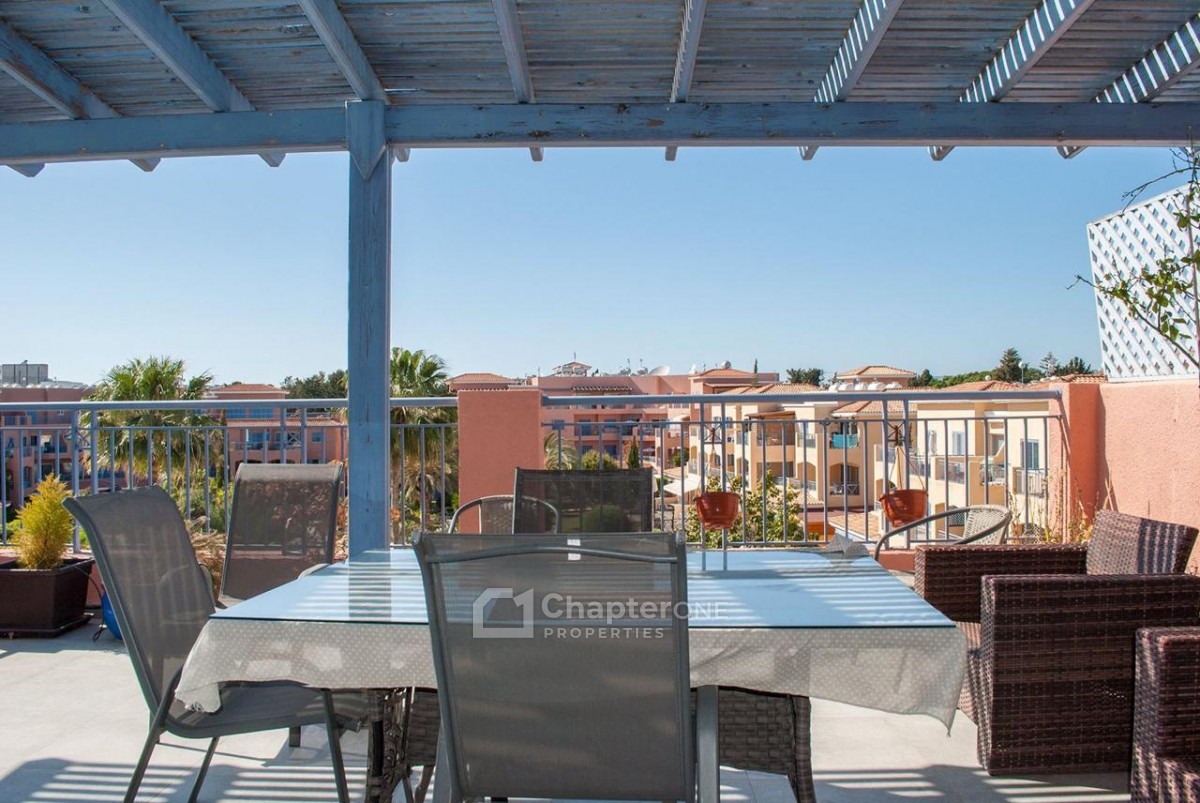 Penthouse For Sale  in  Kato Paphos