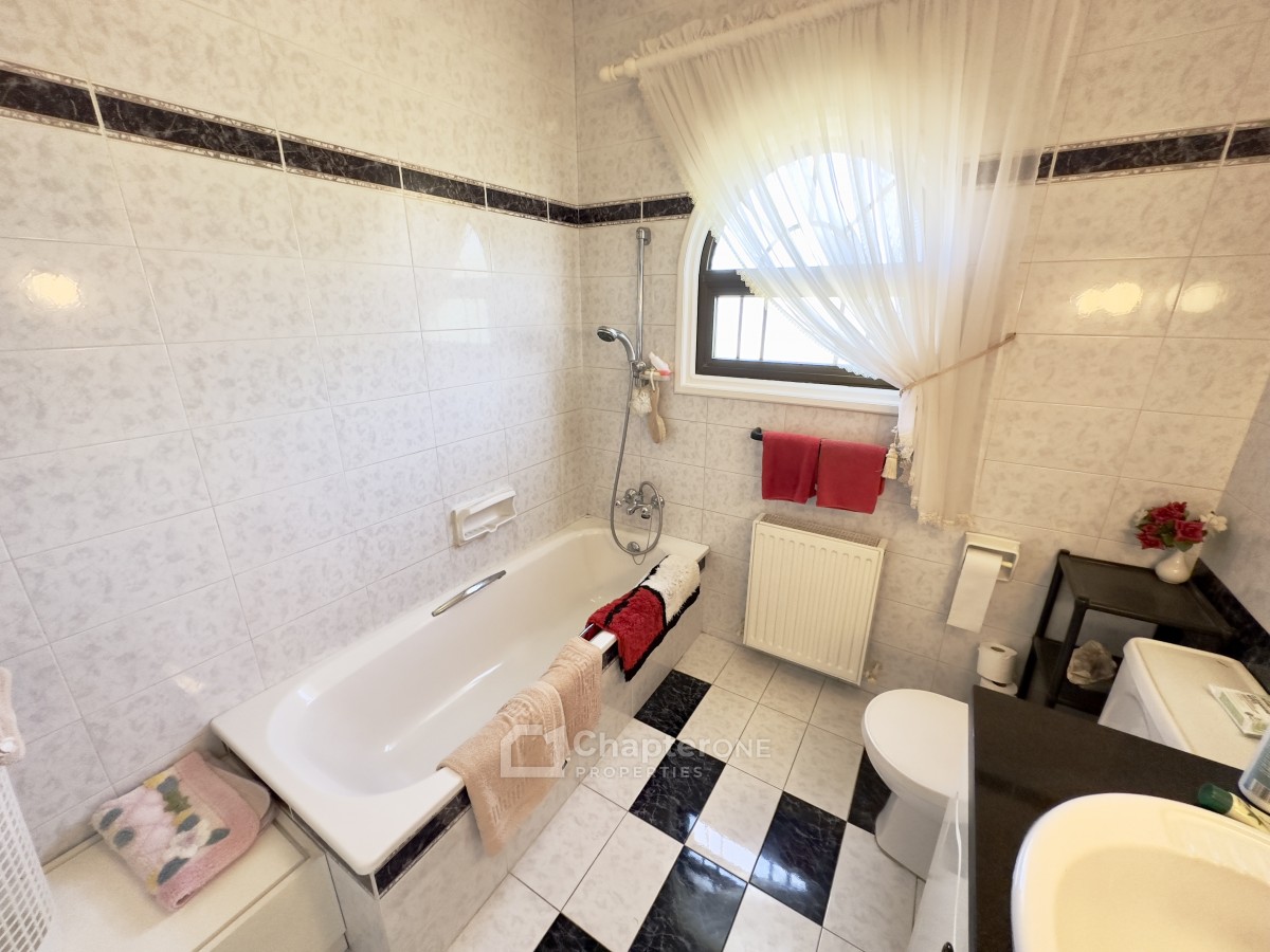 Detached Villa for sale in Tala