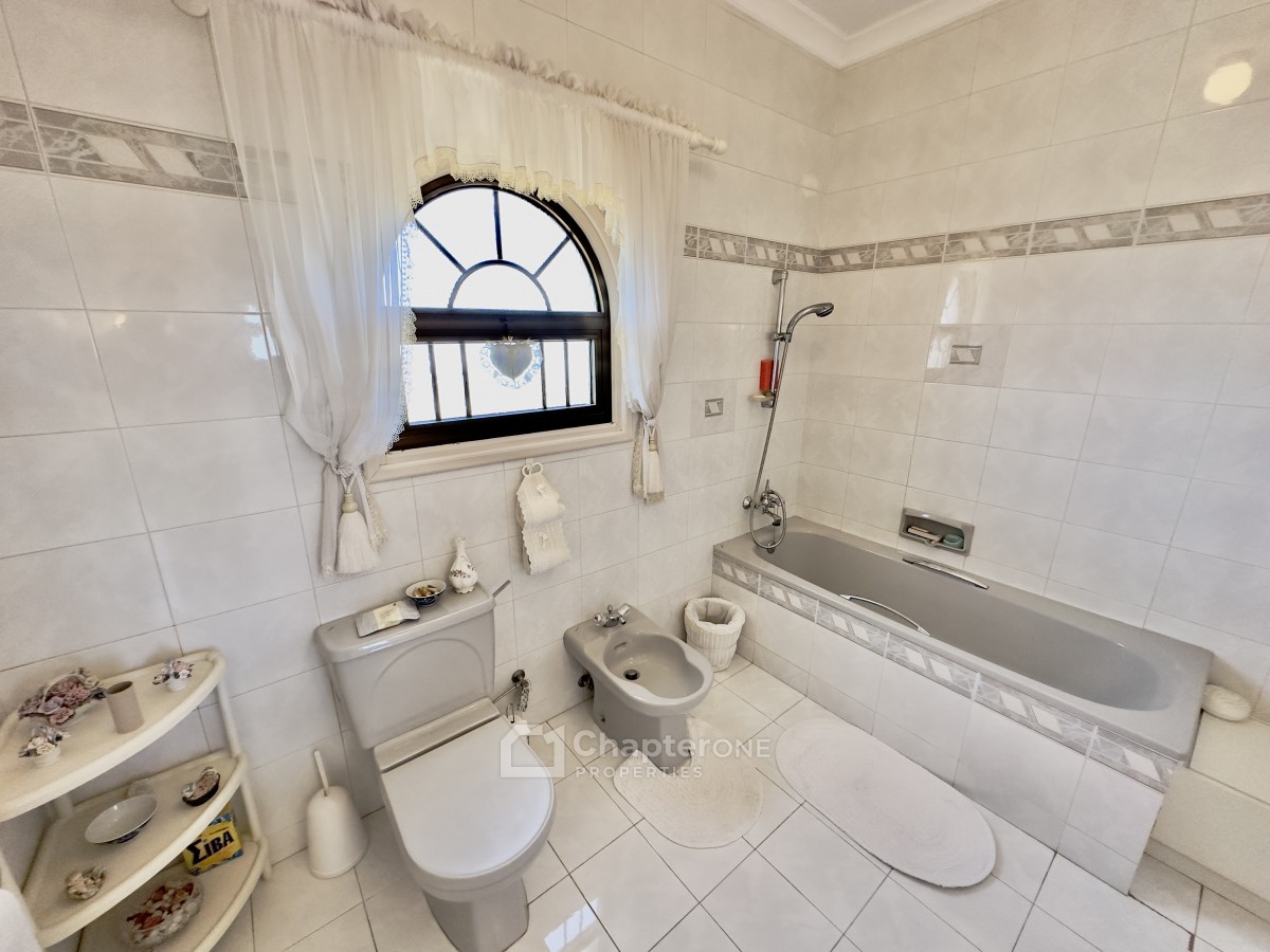 Detached Villa for sale in Tala