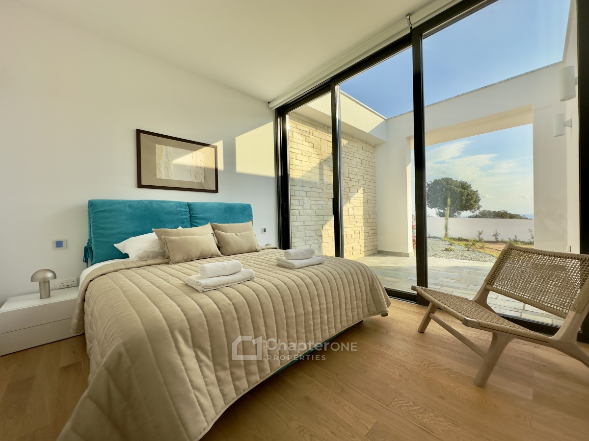 Detached Villa For Sale  in  Peyia - Sea Caves