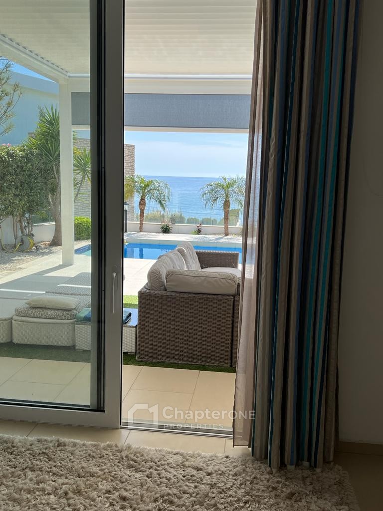 Detached Villa for sale in Peyia - St. George