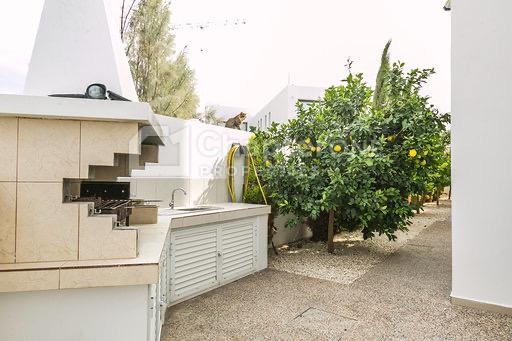 Detached Villa for sale in Peyia - St. George