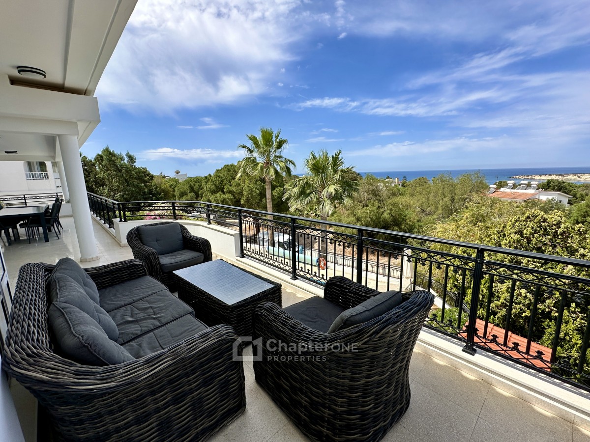 Detached Villa For Sale  in  Peyia - Coral Bay