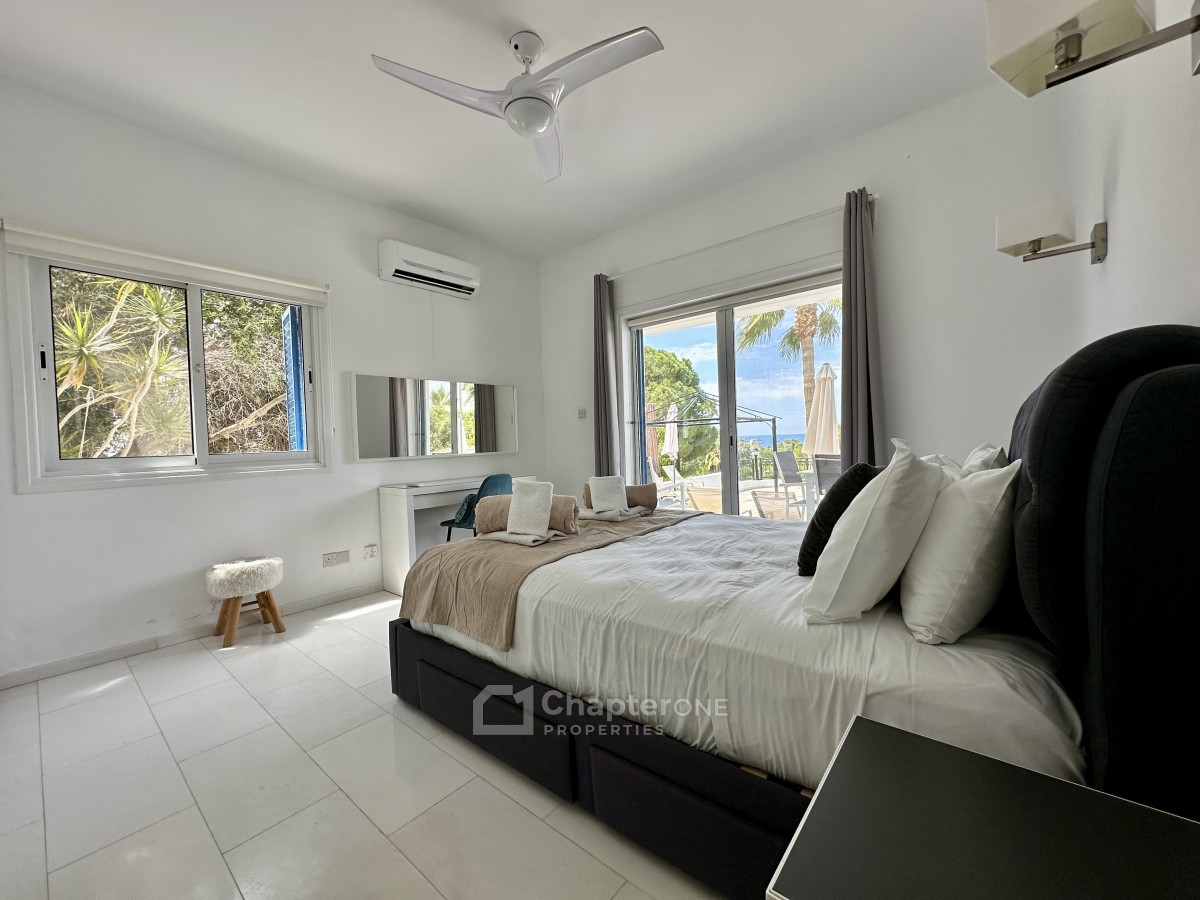 Detached Villa For Sale  in  Peyia - Coral Bay