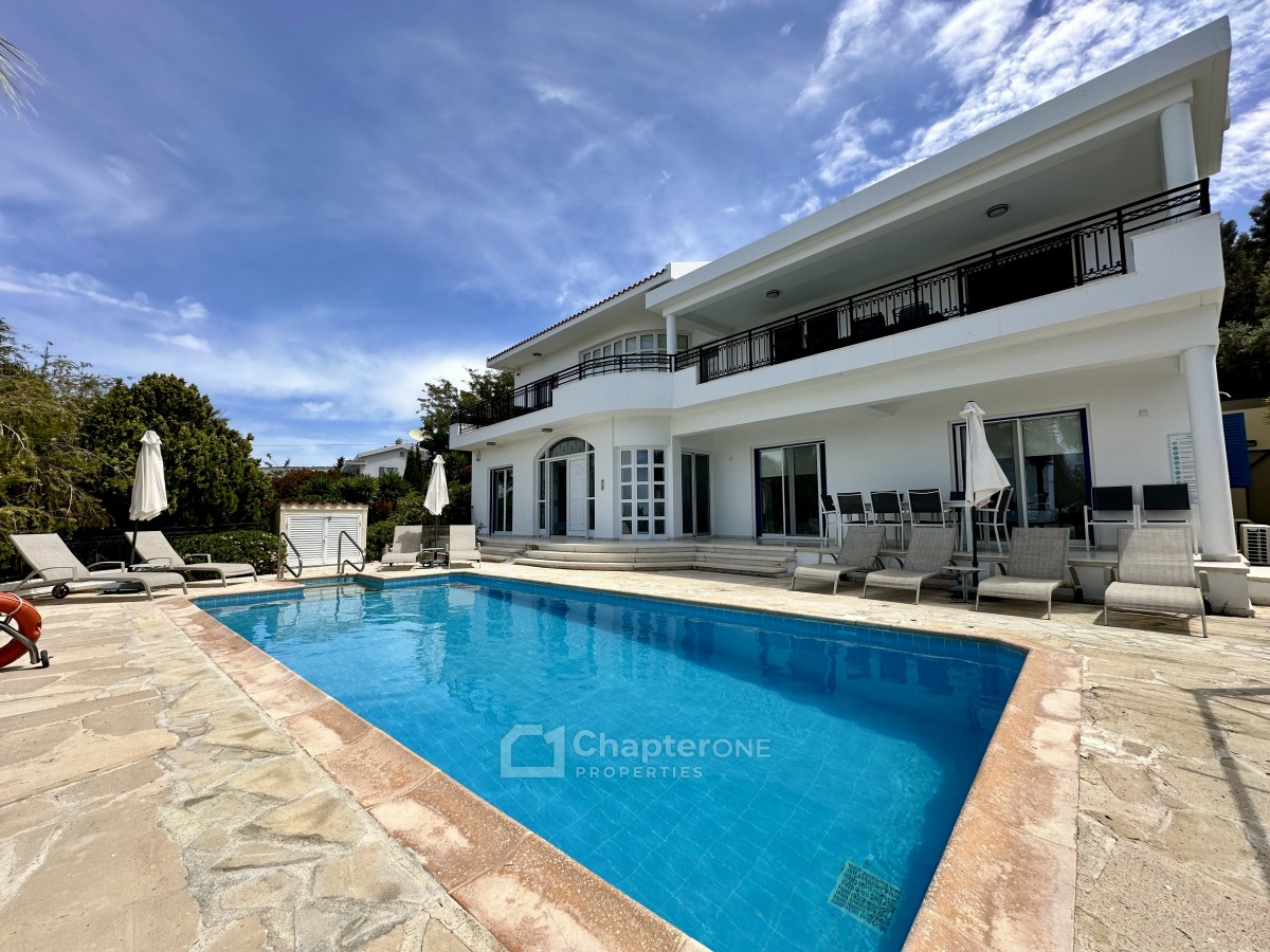 Detached Villa For Sale  in  Peyia - Coral Bay
