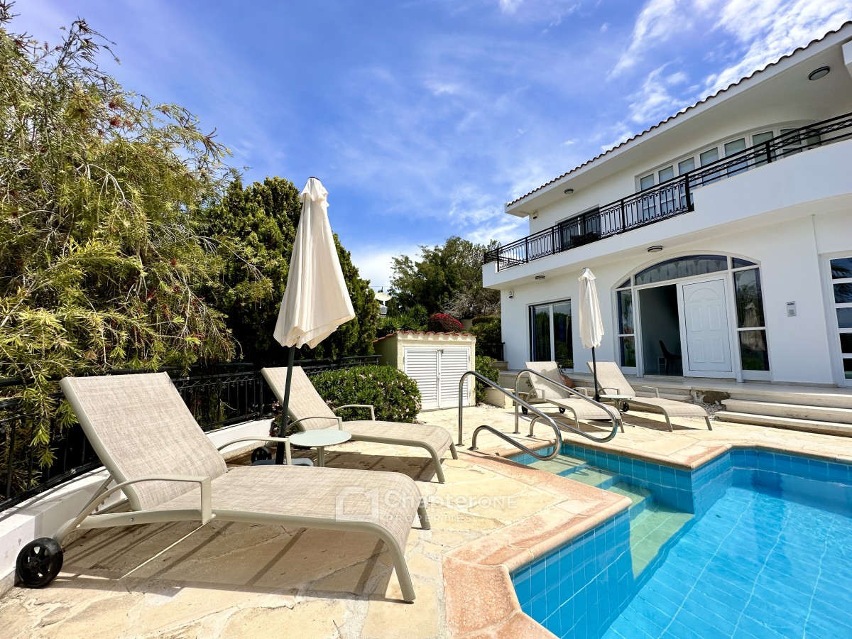 Detached Villa For Sale  in  Peyia - Coral Bay