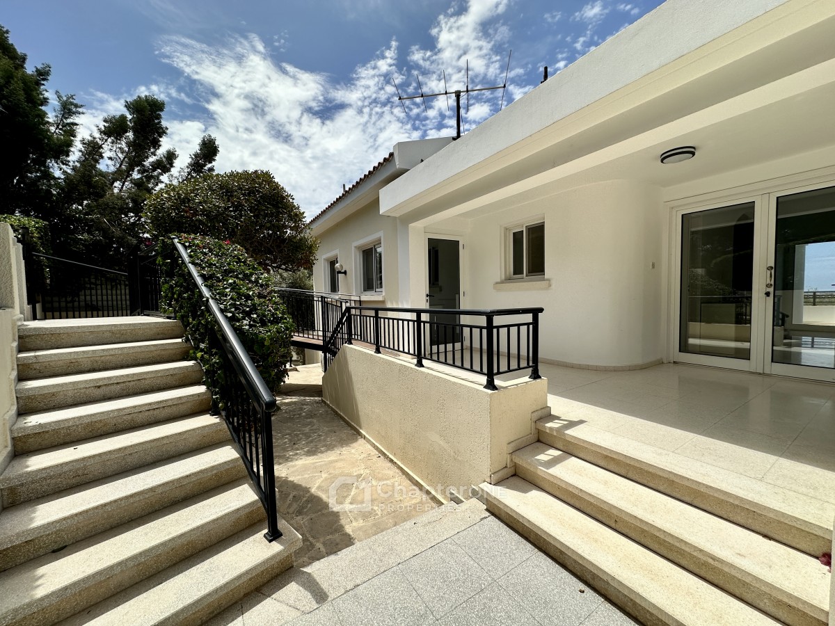 Detached Villa For Sale  in  Peyia - Coral Bay