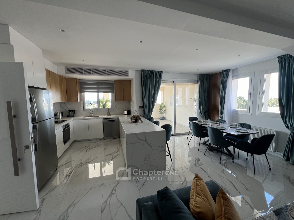 Penthouse For Sale  in  Kato Paphos - Universal