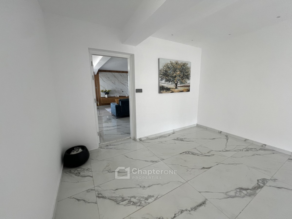 Penthouse For Sale  in  Kato Paphos - Universal