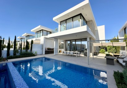Kato Paphos, Paphos Detached Villa For Sale | C2971
