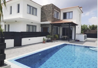 Latsia - Agios Eleftherios Detached Villa For Sale | C3540