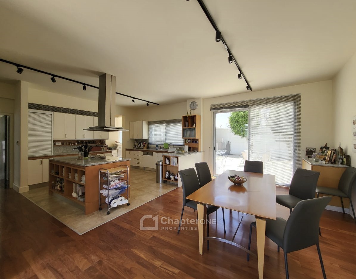 Detached Villa For Sale  in  Strovolos - Ap. Varnavas and Ag. Makar.
