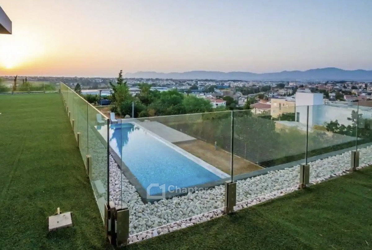 Detached Villa For Rent  in  Egkomi - Makedonitissa