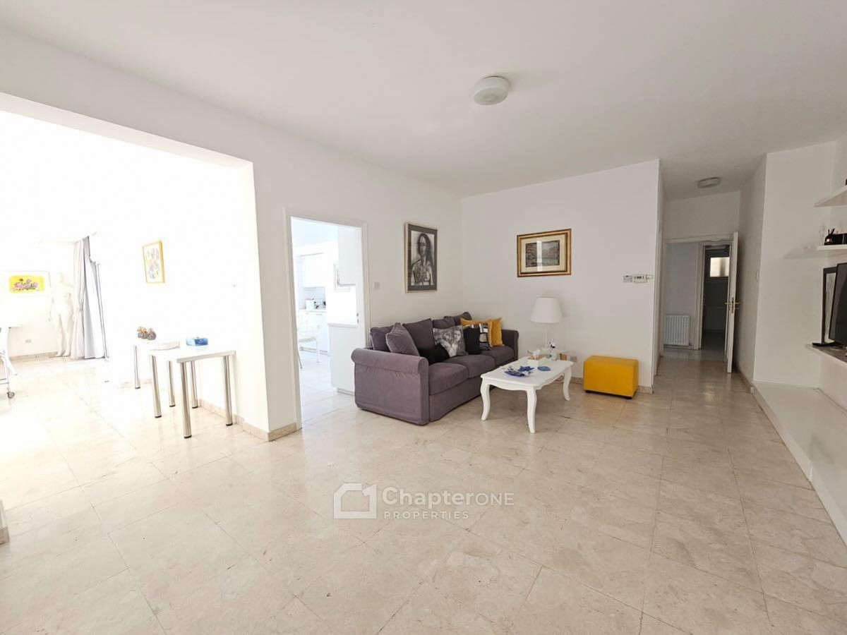 Apartment For Rent  in  Agioi Omologites