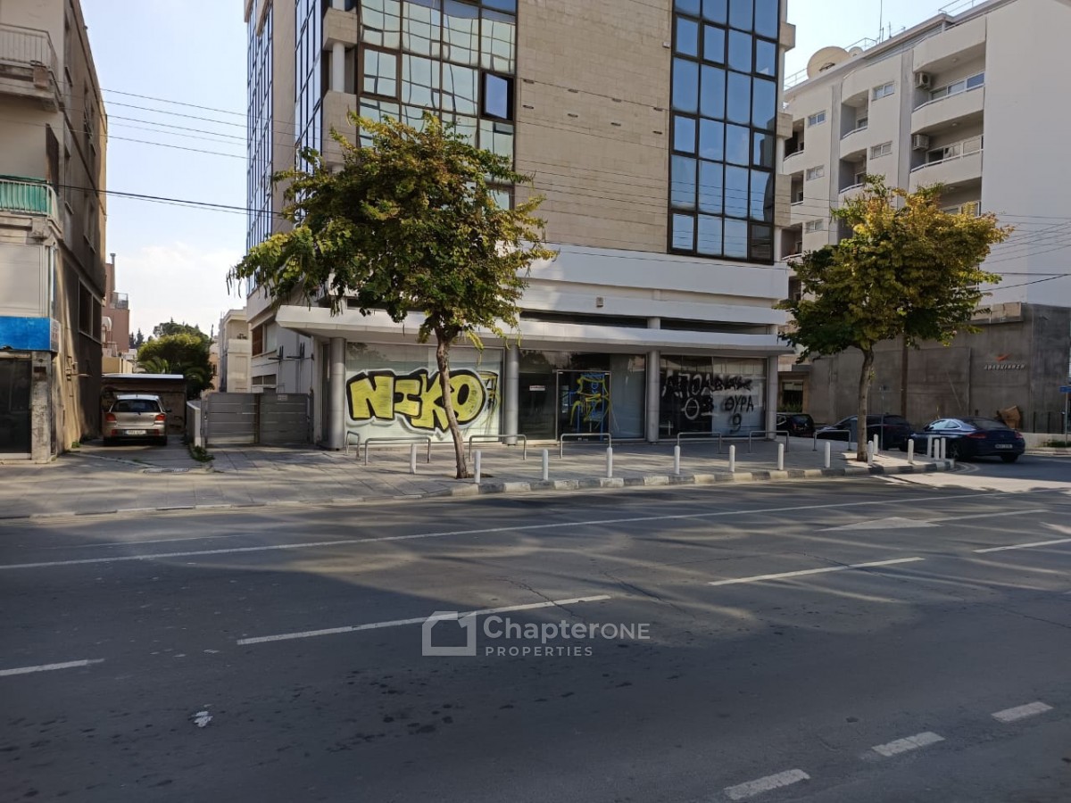 Showroom For Rent  in  Limassol - Katholiki