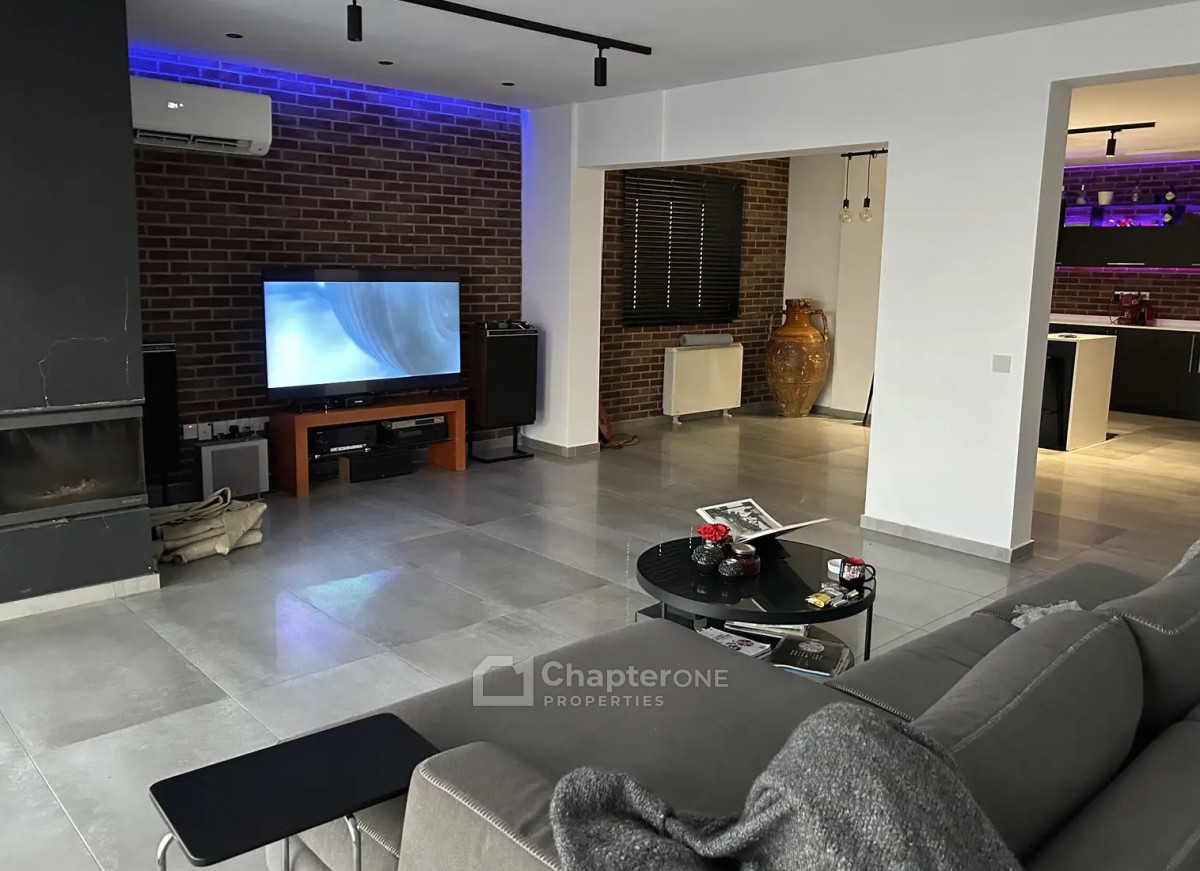 Penthouse for sale in Egkomi