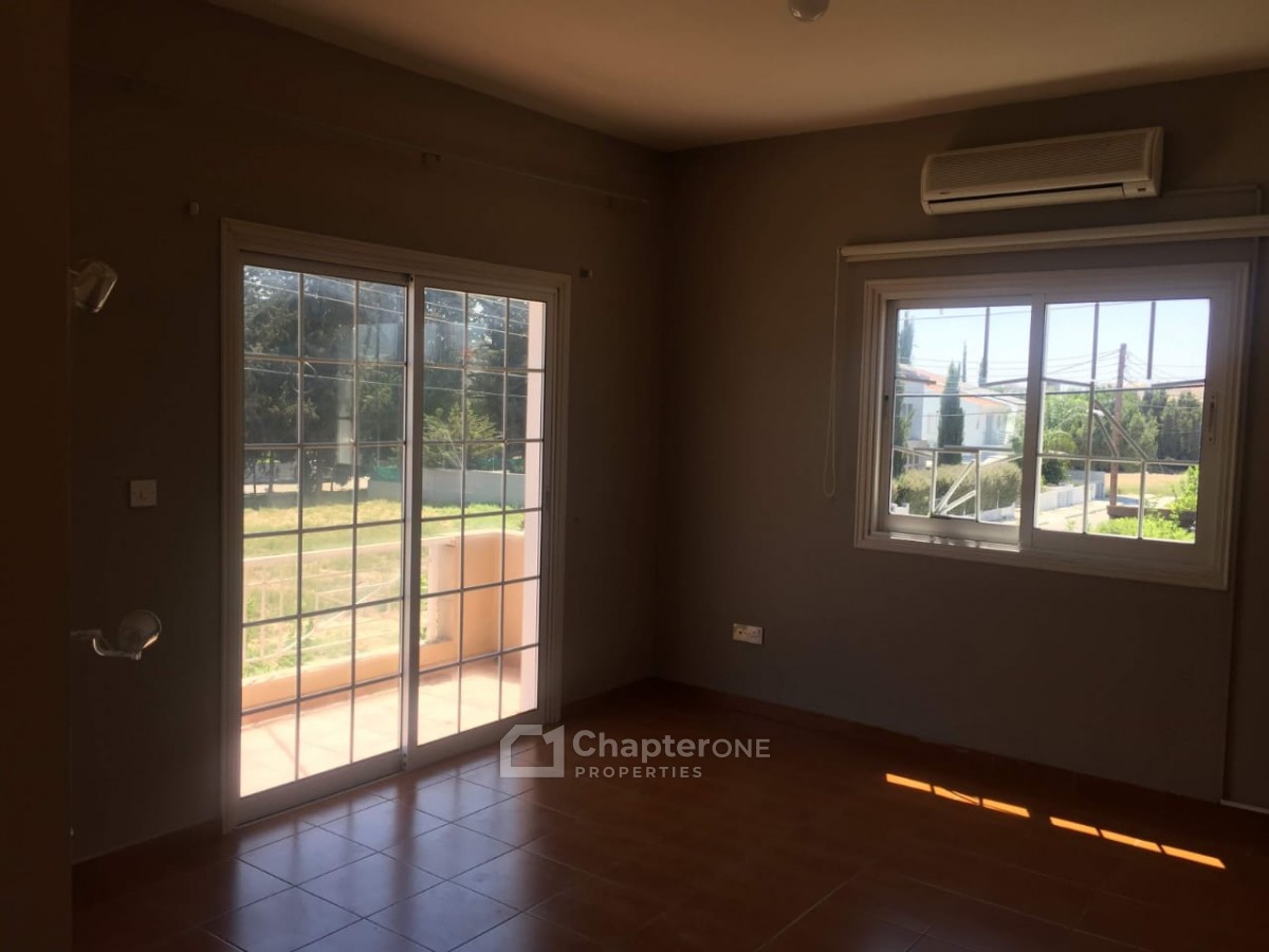 Semi Detached Villa For Sale  in  Latsia - Agios Georgios
