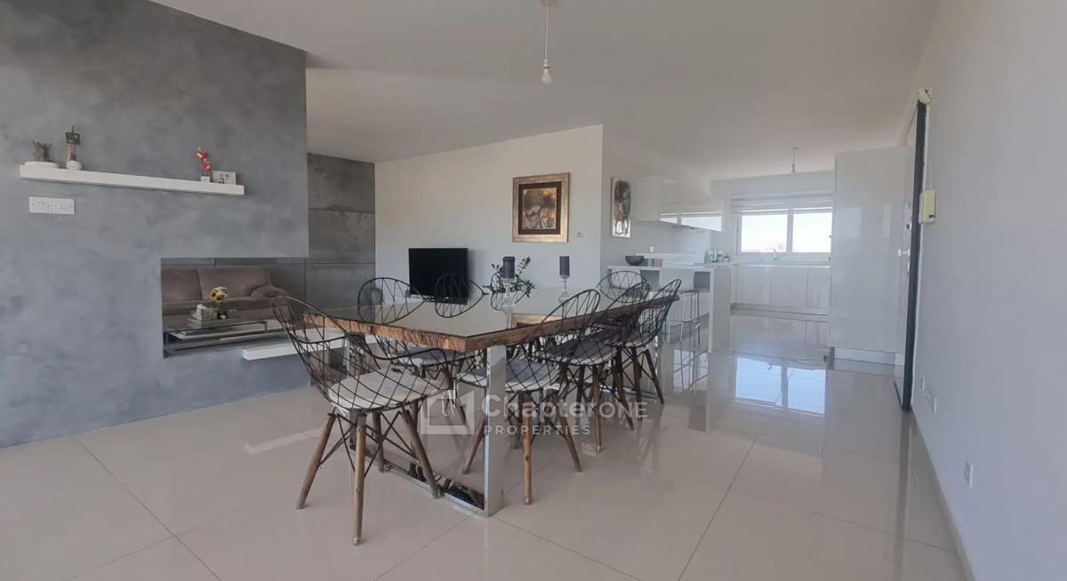 Penthouse For Sale  in  Geri