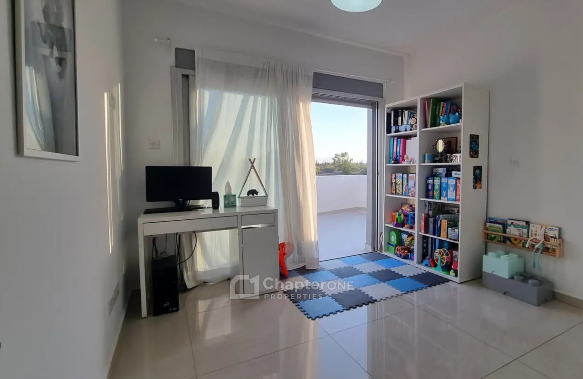 Penthouse For Sale  in  Geri