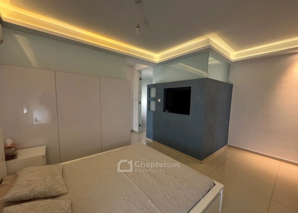 Penthouse For Sale  in  Geri