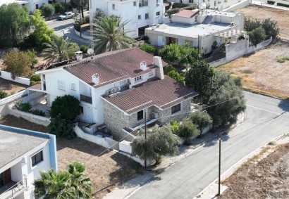 Aglantzia, Nicosia Detached Villa For Sale | C4230