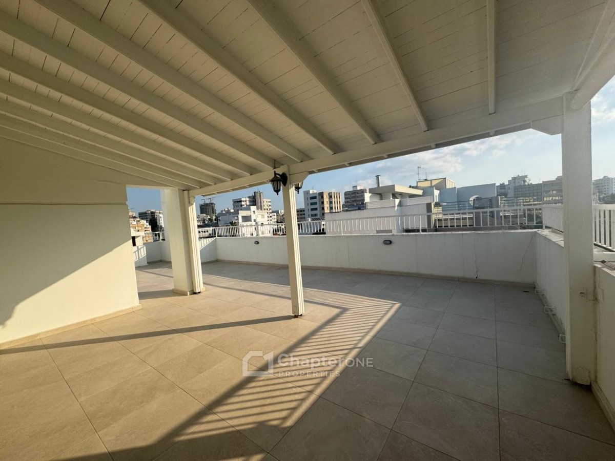 Penthouse For Sale  in  Nicosia - Lykabittos