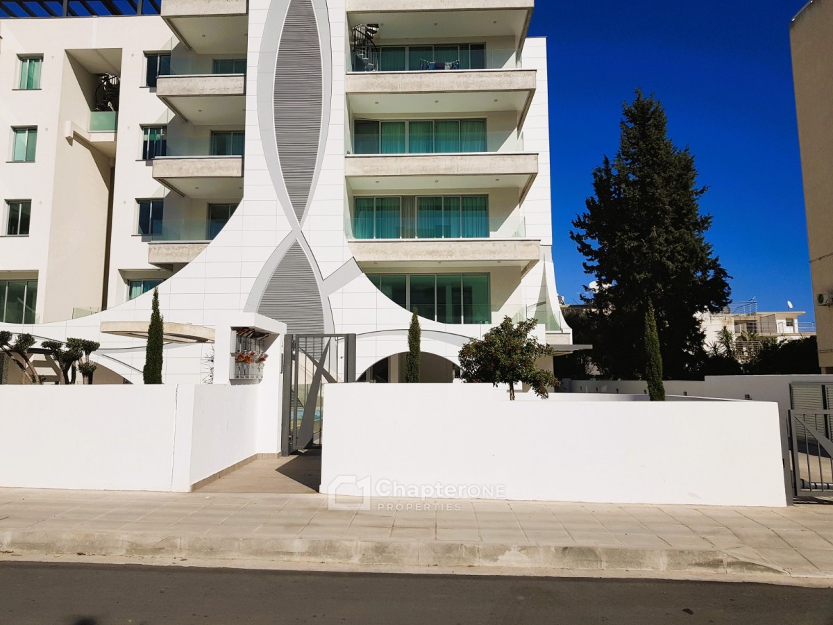 Apartment For Sale  in  Germasogeia Tourist Area