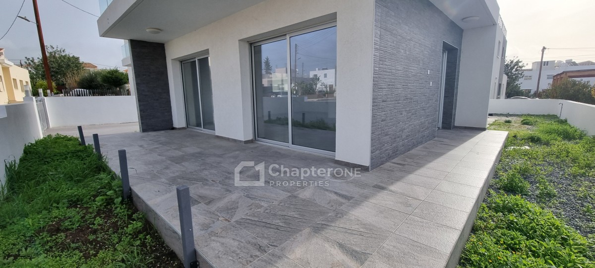 Detached Villa For Sale  in  Anavargos