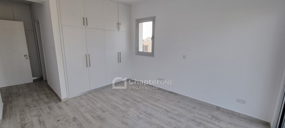 Detached Villa For Sale  in  Anavargos