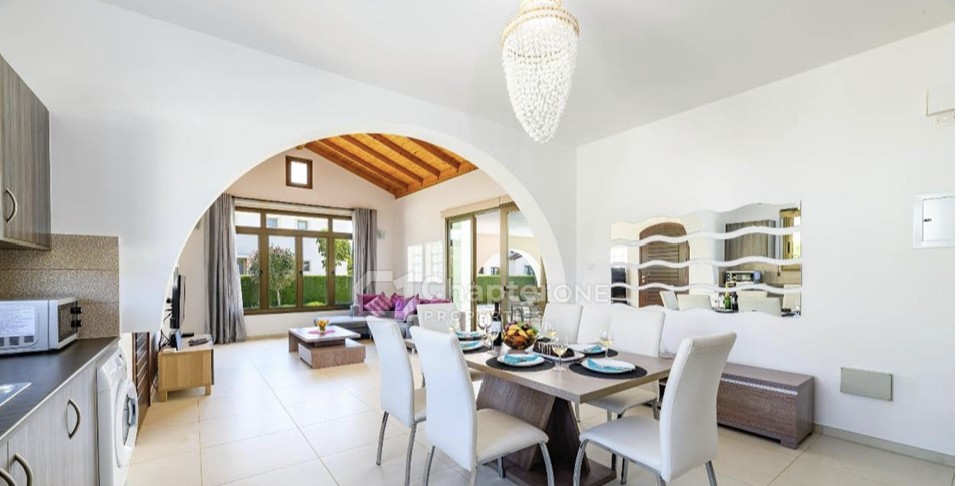 Traditional House For Sale  in  Agia Thekla
