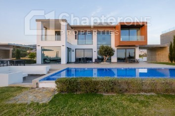 Detached Villa For Sale  in  Peyia