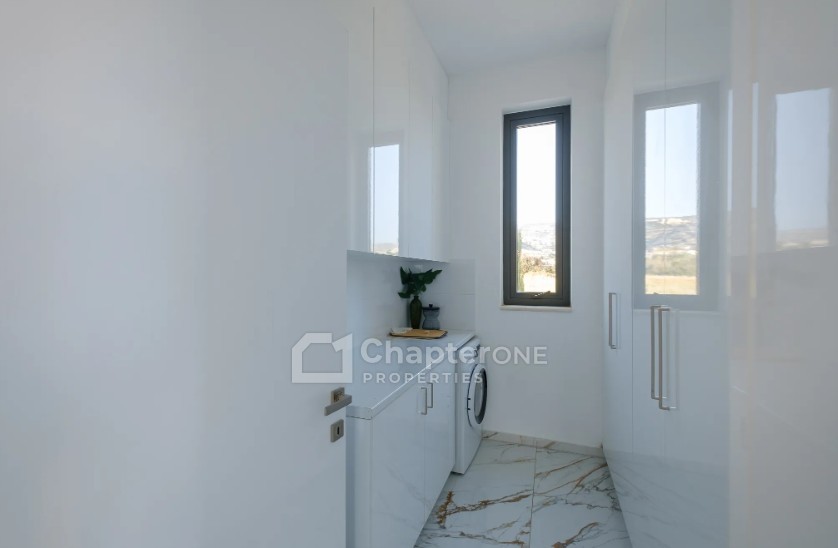 Detached Villa For Sale  in  Peyia