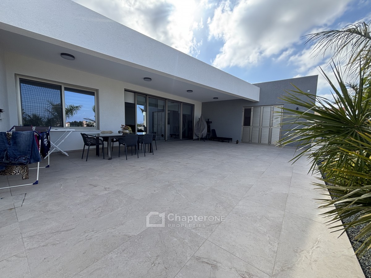 Bungalow For Sale  in  Empa
