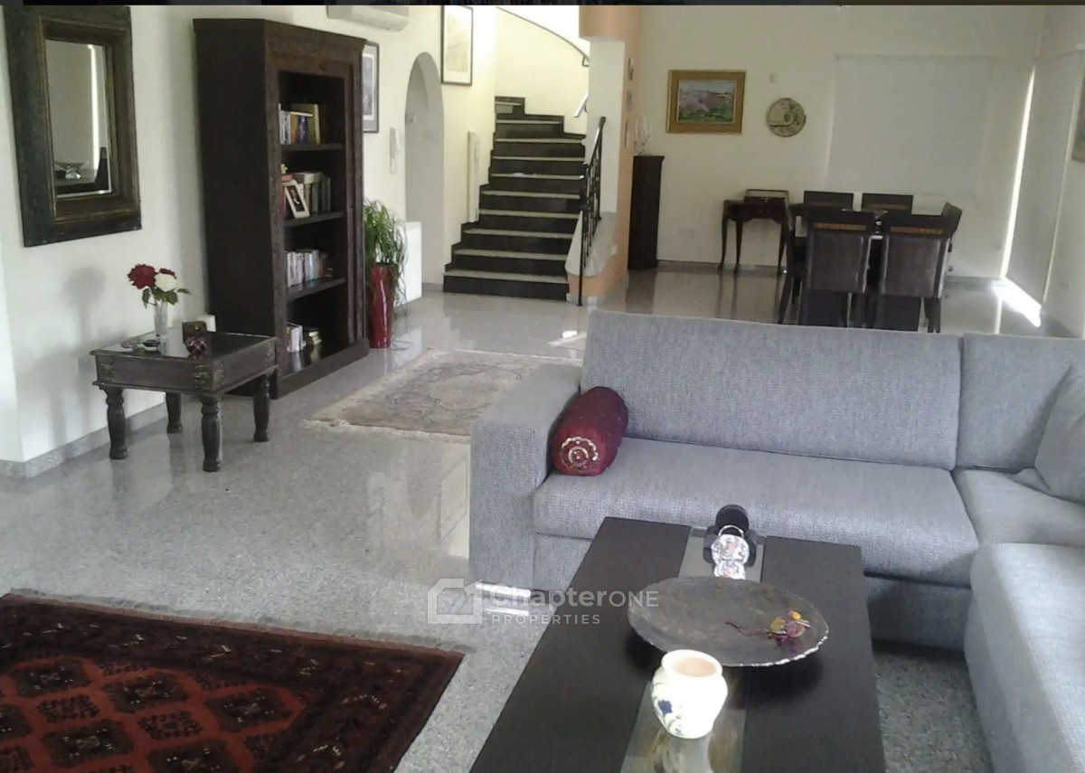 Detached Villa For Rent  in  GSP Area