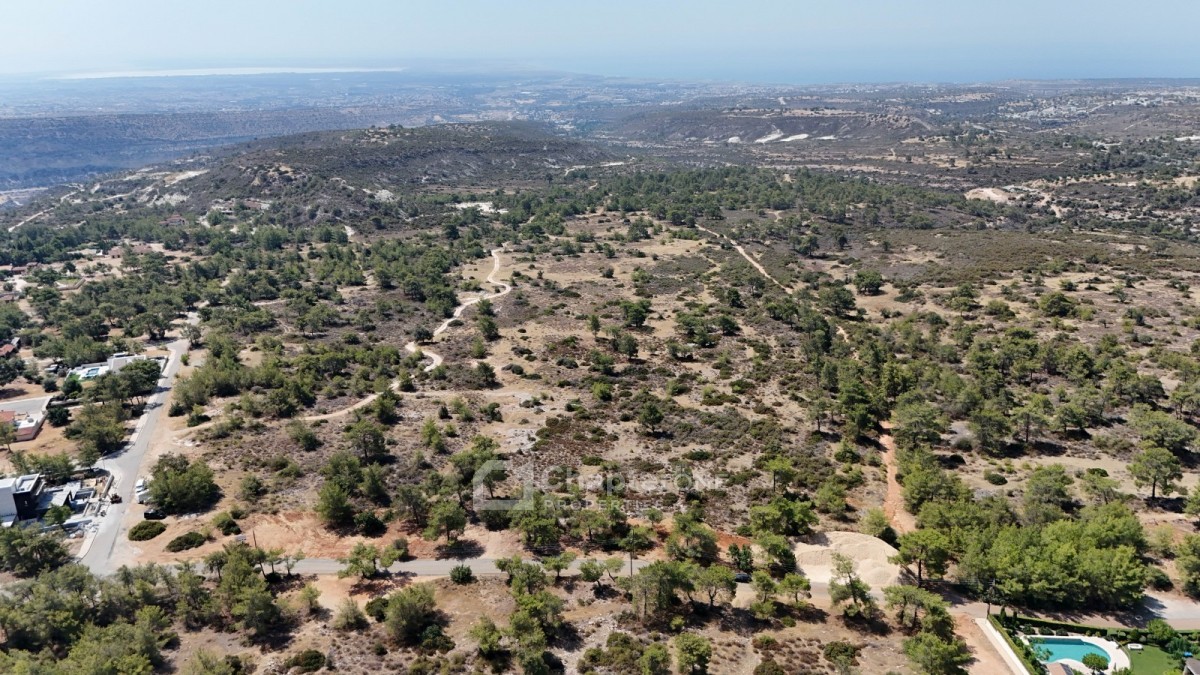 Residential Land  For Sale  in  Souni