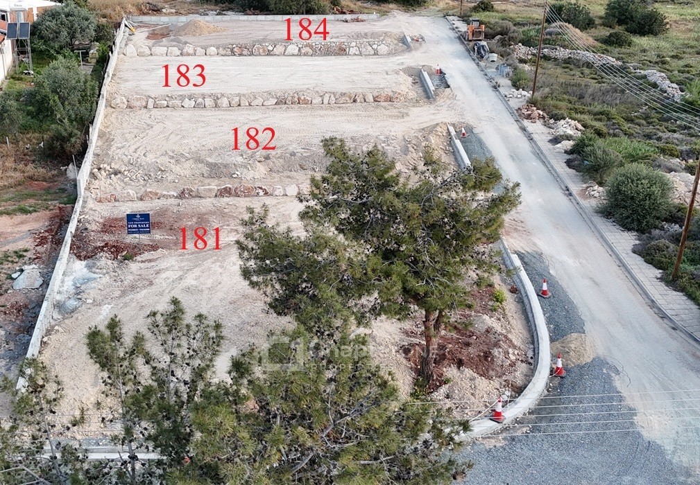 Detached Villa For Sale  in  Souni