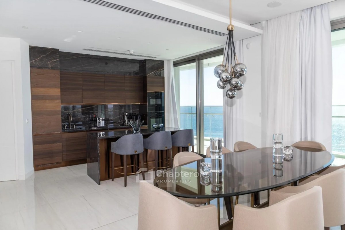 Penthouse For Sale  in  Germasogeia Tourist Area