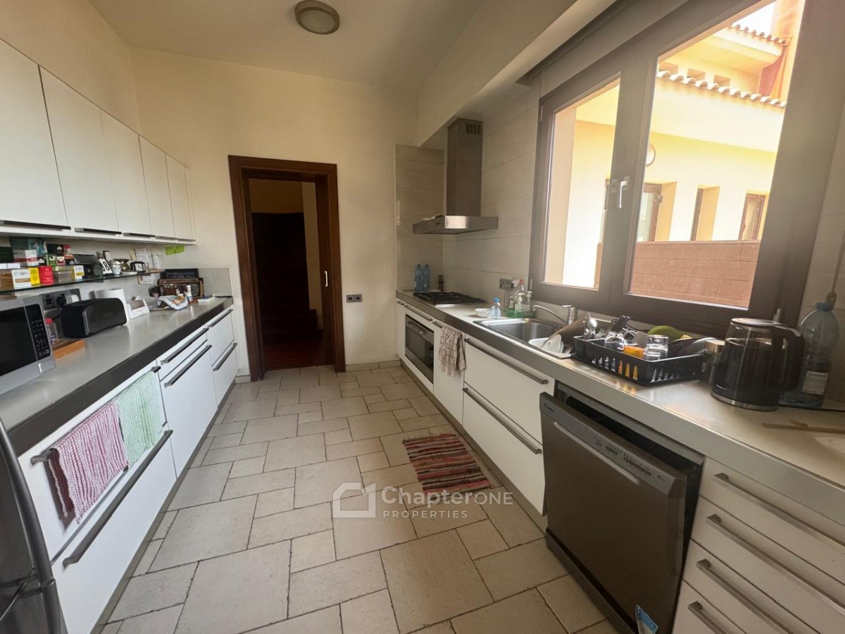 Detached Villa For Rent  in  Strovolos