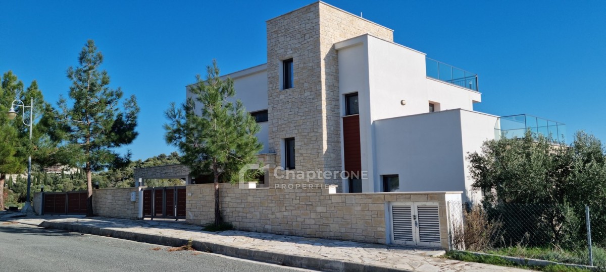 Detached Villa For Sale  in  Kouklia - Secret Valley
