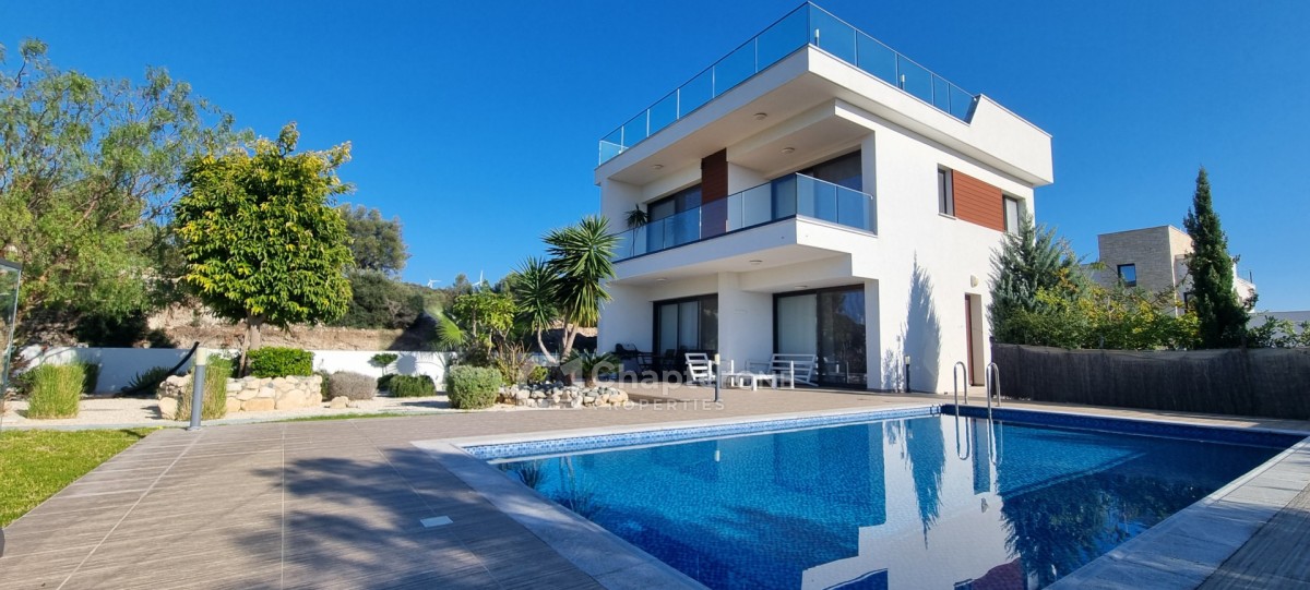 Detached Villa For Sale  in  Kouklia - Secret Valley