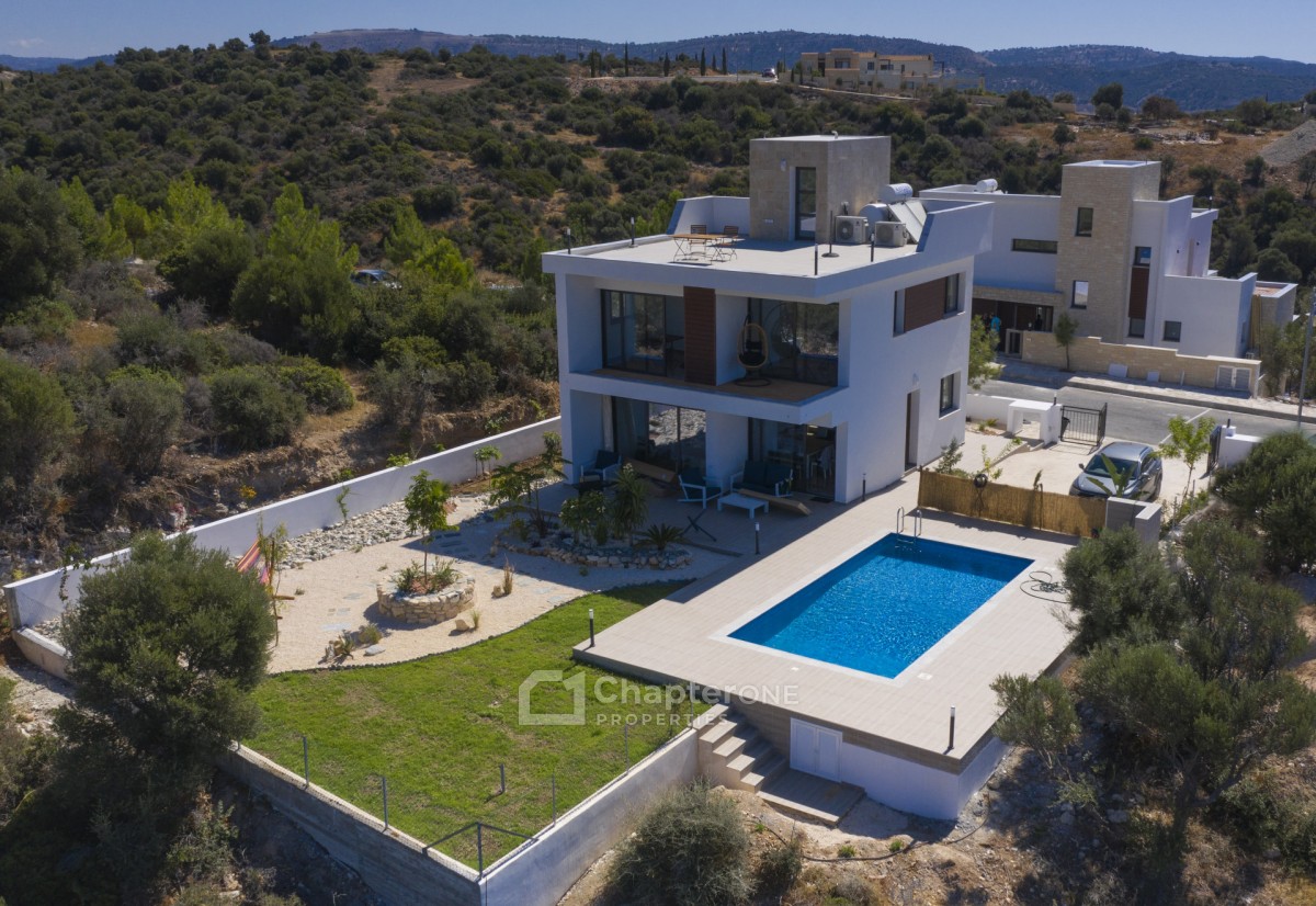 Detached Villa For Sale  in  Kouklia - Secret Valley