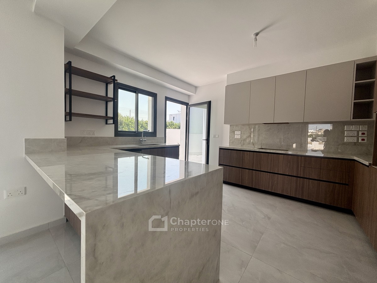 Detached Villa For Sale  in  Geroskipou