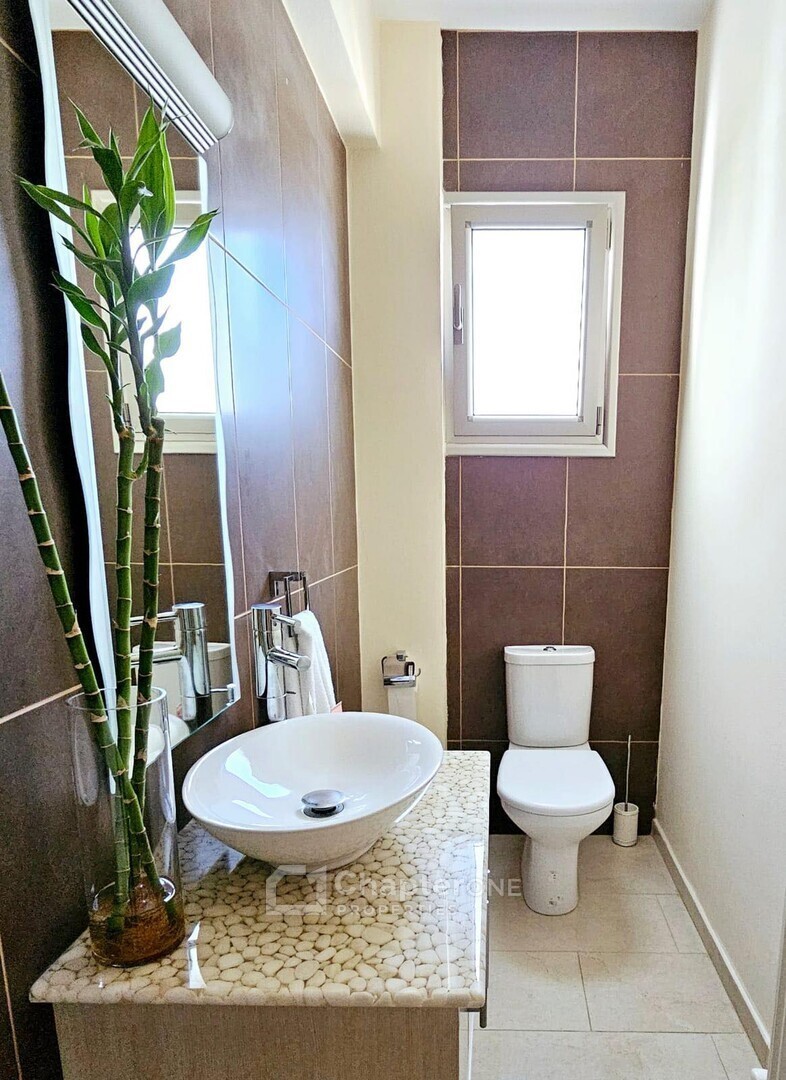 Bungalow For Sale  in  Armou